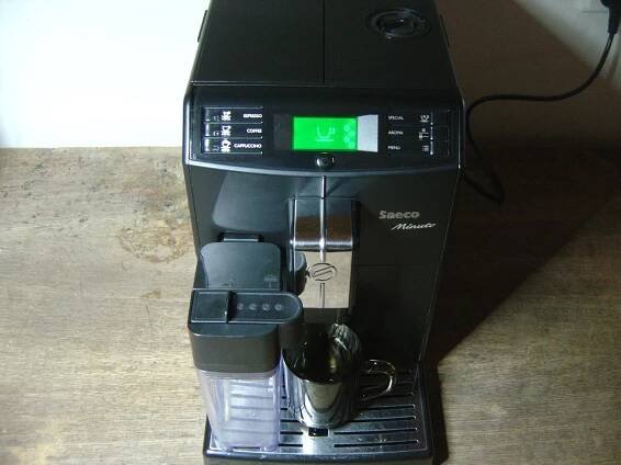 SAECO Minuto HD8763