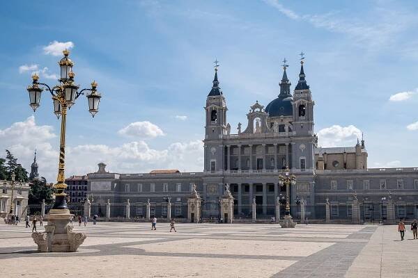One Day In Madrid • Peter Branch