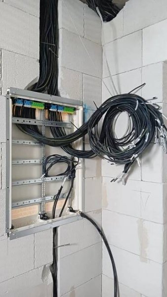 Elektroinstalační a stavební práce na klíč