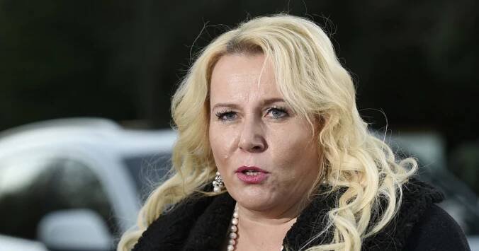 Řídila bankety i evropské projekty, teď přebírá ministerstvo pro místní rozvoj. Kdo je Klára Dostálová?