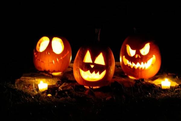 Vyřezávání dýně motivy: Jak vytvořit dekorativní ozdoby pro Halloween?