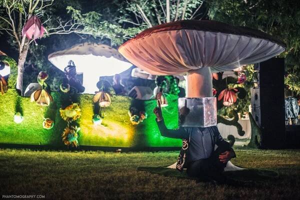 Alice in Wonderland: The Shop Ibiza - Ruth Herbert
