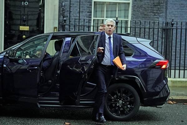 Health Secretary Steve Barclay announced on 9 January that another £200m will be spent buying thousands of extra care home beds to speed up dischargeing (Photo: Jonathan Brady / PA Wire)