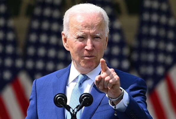 Ranní ptáče: Biden prohlašuje, že Amerika půjde dál než v roce 2014! Lavi je zpět. Vyšehrad: Fylm míří do kin! Bicí Beatles