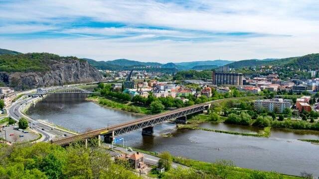 Společnost Dobrovský chce v Ústí nad Labem postavit bytový dům a vily | Stavebnictvi3000.cz