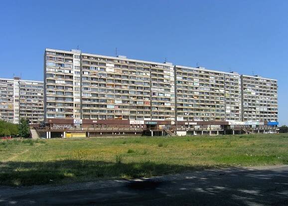 Súbor:Jasovská str, Bratislava Petržalka.jpg