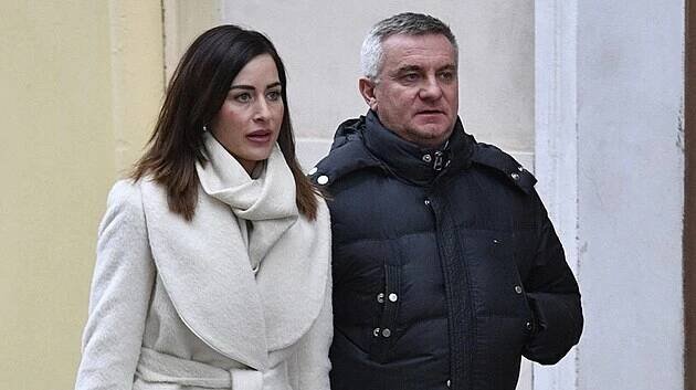 Alex Mynářová v plavkách se předvedla bez make-upu - iDNES.cz