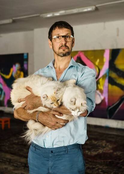 Daniel Richter in his Studio for Harper's Bazaar. – David Fischer