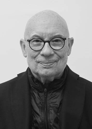 Dennis Russell Davies