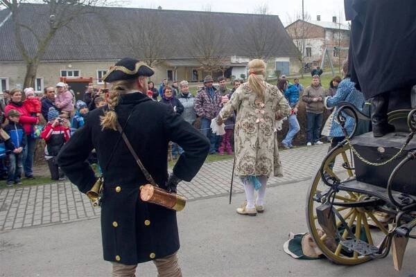 Kočáry Laškov 2015 - Oficiální stránky obce Laškov