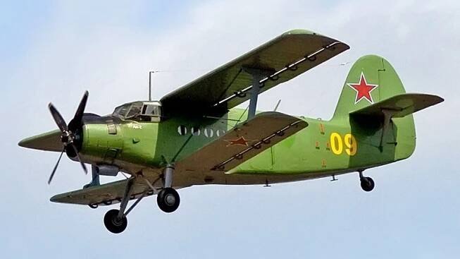 Rusko, země neomezených možností. V roce 2025 chystá modernizaci An-2