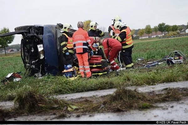Jednotka HZS ze stanice Litoměřice vyjela k dopravní nehodě… | POŽÁRY.cz - ohnisko žhavých zpráv | hasiči aktuálně