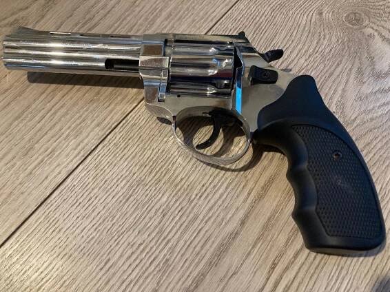 Flobertka Zoraki R1 4,5′′ Chrom 4 mm