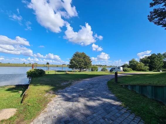 Bildergalerie des Wohnmobilhafen Elbepark Bunthaus Hamburg - Elbepark Bunthaus