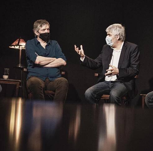 .pavol Čekan Je biochemik a CEO spoločnosti MultiplexDX International. Jeho spoločnosť sa venuje vývoju a výrobe koronatestov, ale aj diagnostike rakoviny prsníka a výrazne posúva diagnostiku rakoviny. Pôsobil na Rockefellerovej univerzite v New Yorku v laboratóriu slávneho Thomasa Tuschla a v prestížnom americkom Národnom onkologickom inštitúte. Študoval biochémiu na Islande. Rodák z Prešova sa po dvadsiatich rokoch v zahraničí vrátil na Slovensko. Jeho spoločnosť ako doteraz jediná na Slovensku získala prestížny 2,5-miliónový grant EIC Accelerator