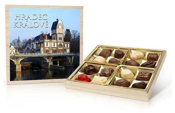 Hradec Králové - Belgické pralinky v drevenej dóze 200g