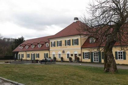 Muzeum Ostrov lidových krojů u Zbraslavic zahájilo svoji první turistickou sezónu