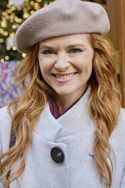 Sarah Drew - Christmas in Vienna - Promo