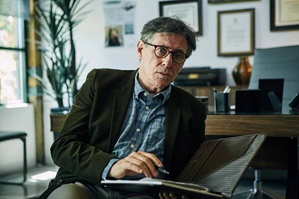 Děsivé dědictví - Z filmu - Gabriel Byrne