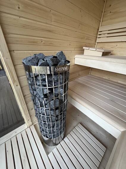Realizace panoramatická sauna SOFI - 6 x 3 m s ochlazovací kádí - Brno - Panorama Saunie