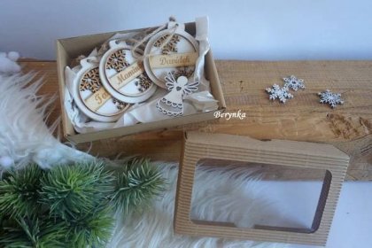 Dřevěné vánoční baňky se jménem – Berynka