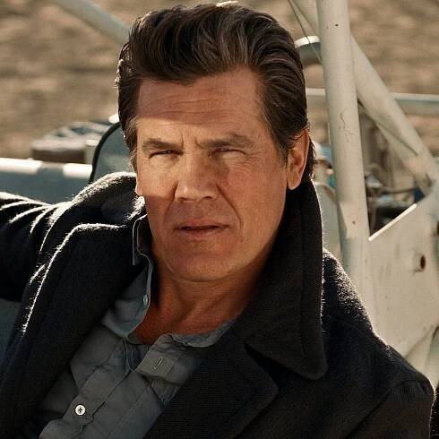 The Llewelyn Moss Moment Josh Brolin Wants to Live By