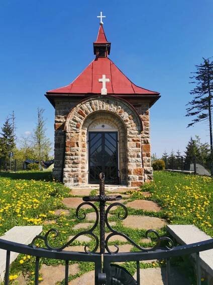 Šárka - výlet 32VB * Přes Polomy z Horní Lomné - Vrcholovka.cz