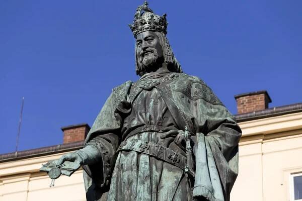 Praha za Karla IV. vypadala úplně jinak než dnes. Strašidelné město plné neřesti - Mix24.cz