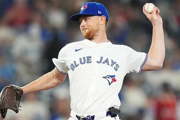 John Schneider surprised by Eric Lauer's position after Shane Bieber's return