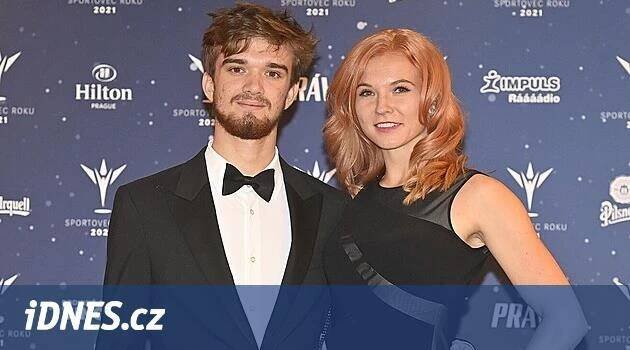 Siniaková a Macháč se rozešli, hrát spolu ale budou. Novou lásku má Vondroušová - iDNES.cz