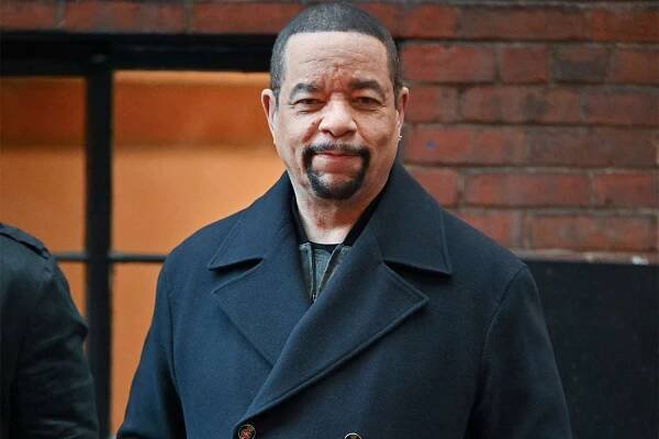Ice-T is seen on location for "Law & Order: Special Victims Unit" in Manhattan on November 09, 2022 in New York City.