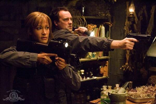 Hvězdná brána: Atlantida - Instinkt - Z filmu - Rachel Luttrell, David Hewlett