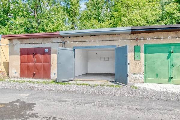 Prodej garáže/21 m2 na ul. Sportovní, Karviná - Nové město - Realiťák roku 2024 - vítěz Moravskoslezského kraje 