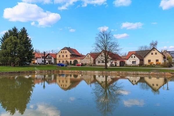 Provodov-Šonov - ubytování, počasí, foto, tipy na výlet, informace