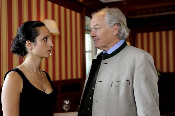 Záchranáři z hor - Padající kamení - Z filmu - Stephanie Stumph, Michael König
