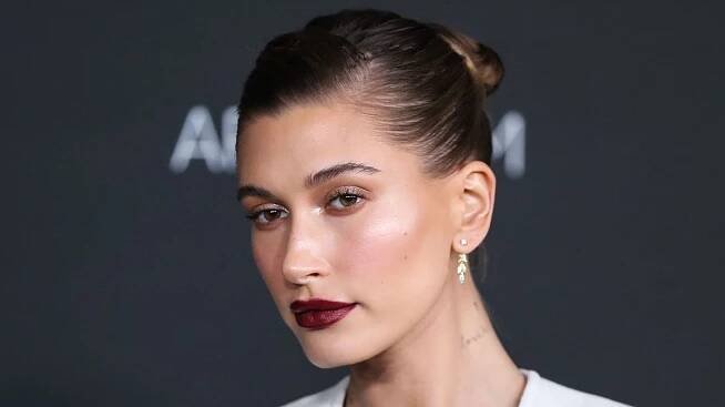 Módní inspirace podle modelky Hailey Bieberové