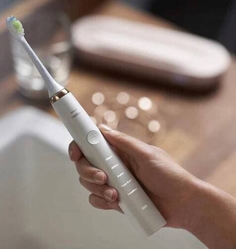 KARTÁČEK PHILIPS HX9312/04 SONICARE DIAMOND HIT EAN (GTIN) 8710103778936