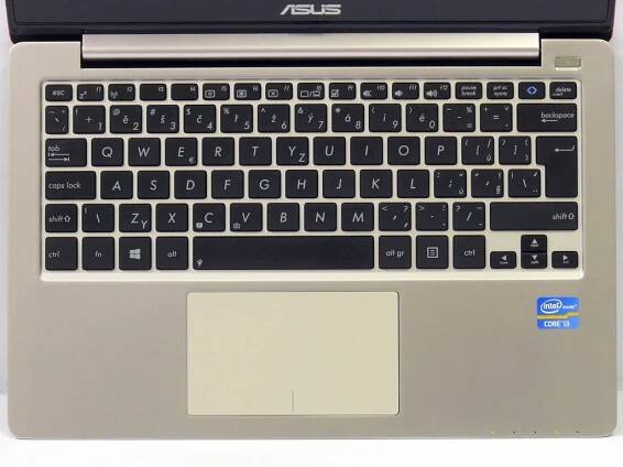 ASUS VivoBook S200e - kvalitní růžový mini-notebook - Recenze - NOTEBOOK.cz