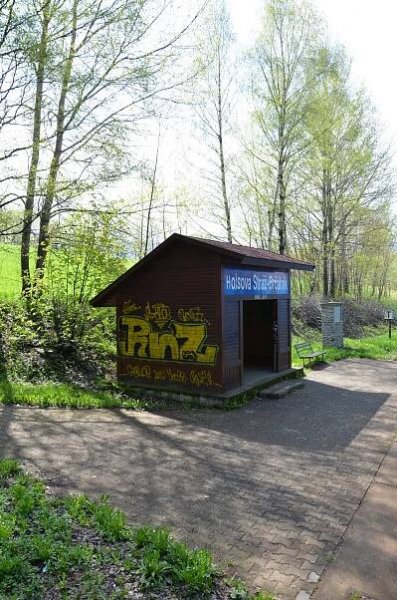 Soubor:Hojsova Straz-Brcalnik train station.JPG – Wikipedie