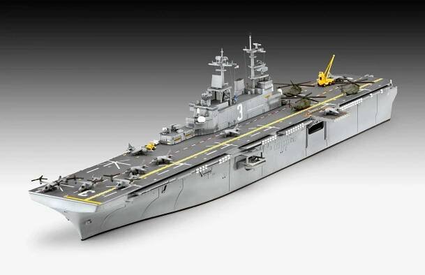 Assault Carrier USS WASP CLASS (1:700) - obsahuje barvy a lepidlo - Revell ModelSet 65178