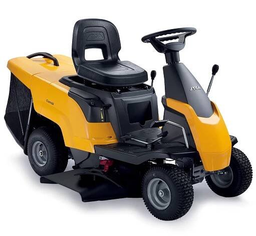 Benzínový zahradní traktor STIGA Essential Combi 166