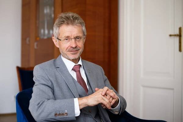 Návrh Haagu vydat zatykač i na Netanjahua? Nemám z toho dobrý pocit, říká Vystrčil