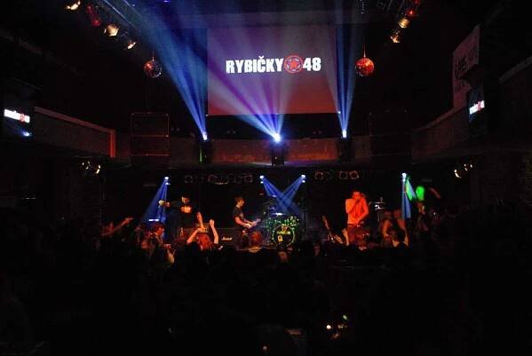 Rybičky 48 pokřtily CD v Praze