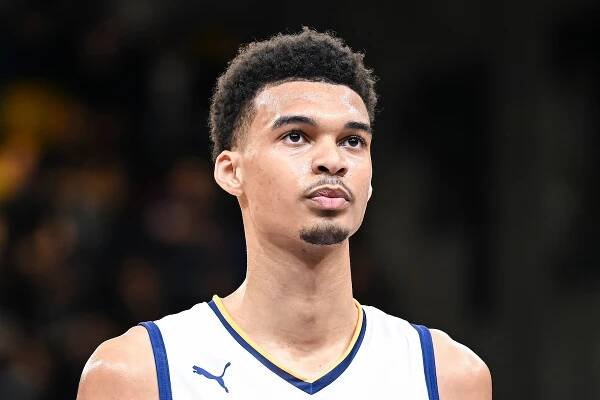 Victor Wembanyama, the Great French Hope, Hits the NBA - Frenchly