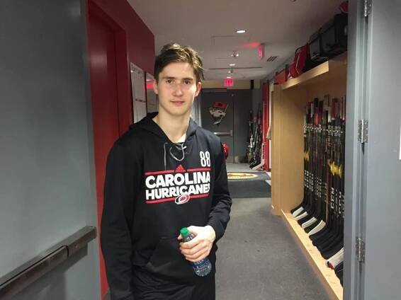 Pastrňák, Hertl, Chlapík. Slavná NHL nezačne jen s nejlepšími hokejisty, ale i mladými českými talenty
