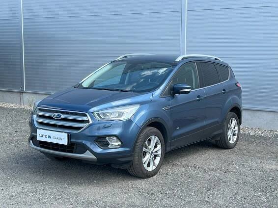 Ford Kuga 110kw, Titanium, nové ČR, Tažn