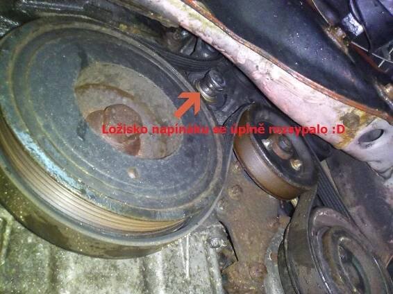 Výměna klínového řemene u PT CRD - PT Cruiser - Fórum - Chrysler klub