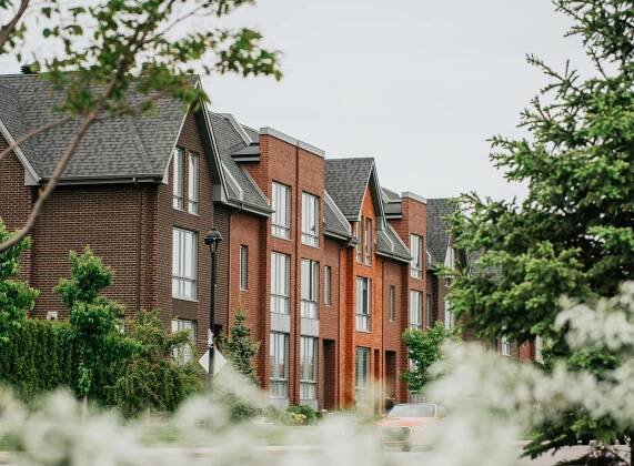 Neighbourhood - Bois-Franc in Saint-Laurent, Montreal