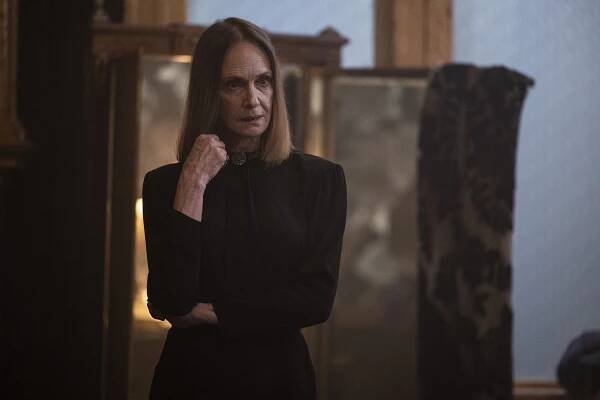 The Walking Dead: Dead City - Historky, které si vyprávíme - Z filmu - Lisa Emery
