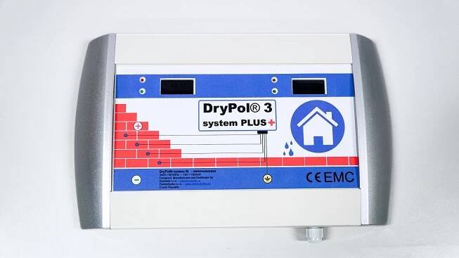DryPol® System 3 PLUS: odstraňovač vlhkosti na mírnou elektroosmózu | ELEKTROFYZIKA s.r.o.